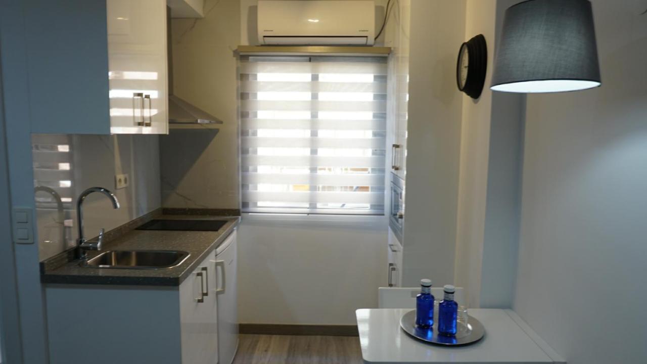 La Bella Malagueta Apartment Malaga Bagian luar foto
