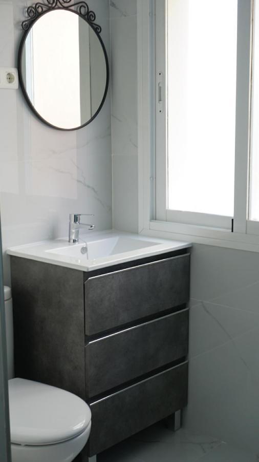 La Bella Malagueta Apartment Malaga Bagian luar foto