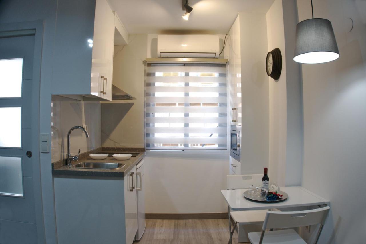 La Bella Malagueta Apartment Malaga Bagian luar foto